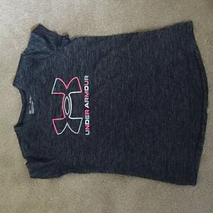 Girls under armour large ss shirt